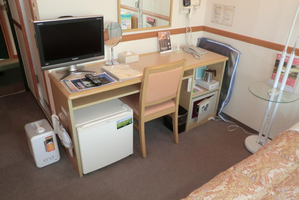Toyoko Inn Sasebo Ekimae Ngoại thất bức ảnh